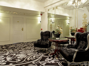 Theoxenia Palace Hotel