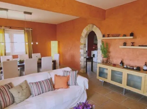 STAY Elegance 3BR Apt