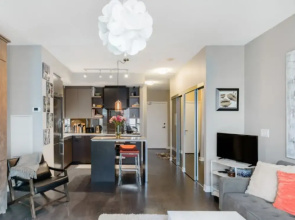 Toronto Sophisticated Studio