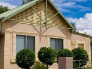 Silver City Cottages