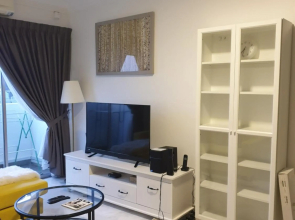 5-Bedroom Family Apartment
