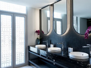 The Capital 15 on Orange Hotel & Spa