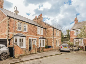 Stunning 3 Bedroom Oxford Retreat
