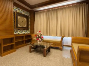 Muaeng Chalearn Apartment