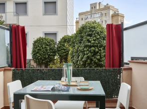 Lugaris Rambla - Apartments