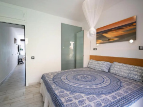 Apartamentos Playa Feliz
