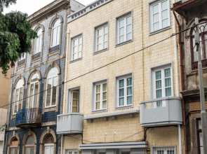 731 Costa Cabral Metro Residence