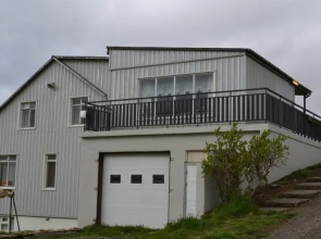 Raufarnes Holiday Home