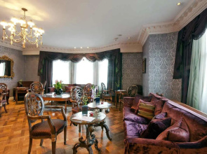 Ashburn Hotel