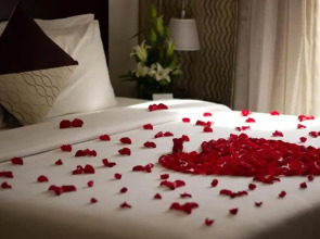 Savoy Crest Hotel Apartments