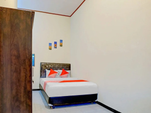 Sakinah Family Residence by OYO Rooms