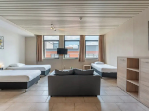 Room-studio Triple Near Noord Station