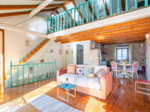 Spiros Jetty House Walk to Beach Sea Views A C Car Not Required - 302