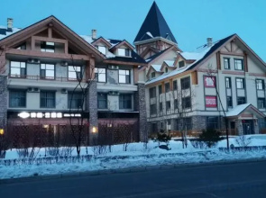 Homeinn Skyl'ne Yun Hotel (Antu Erdao Baihe Changbai Mountain)