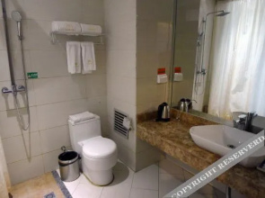 Qingzhu · Hancheng Roma Holiday Hotel (Zhenzhou Park)
