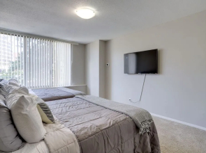 Amazing Br2 Bedroom Condo at Arlington