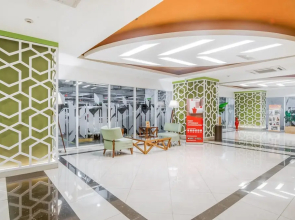 RedLiving Apartemen Grand Kamala Lagoon - Kita Pro Tower Barclay North