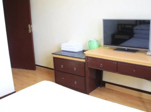 Qicaidanxia International Youth Hostel