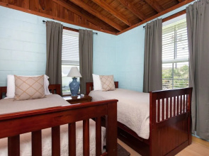 Seashell by Distinctive Beach Rentals