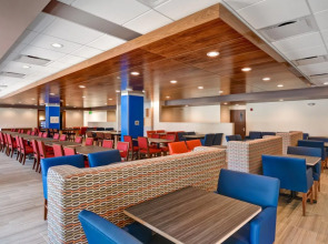 Holiday Inn Express Boston by IHG