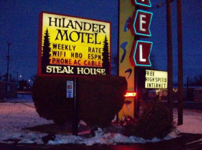 Hilander Motel