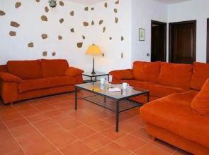 Villa - 2 Bedrooms with Pool and WiFi - 106085