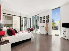 Perfect 4-bed Penthouse w/ Parking, Pool and Gym