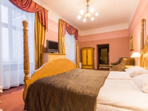 Отель Garden Palace