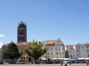 Thieß mit Terrasse & Parkplatz - ABC402
