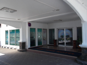 Puri Jaya Hotel