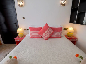 Riad Dar Awil