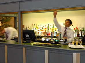 Antoinette Hotel Wimbledon