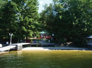 Honey Harbour Cottage