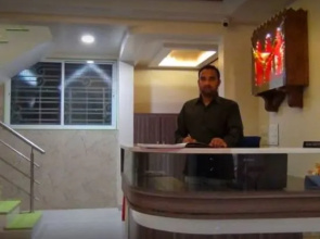 Hotel AbhayPalace Lodging
