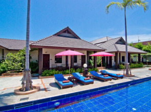Rose Bay Resort