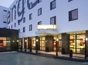 Vienna House Easy By Wyndham Airport Bucharest