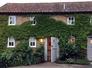 Kings Head Low House