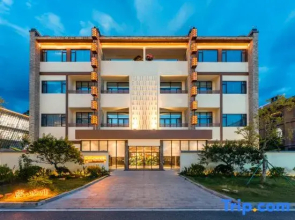 Douzhou Courtyard Hotel (Maoming Xinyi Douzhouli Cultural and Creative Street)