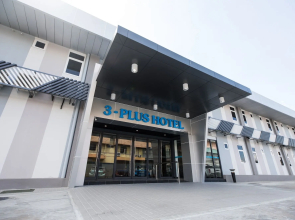 3-Plus Hotel
