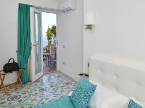 Malafemmena Guest House