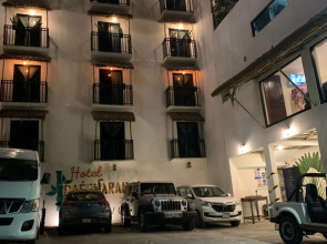 Hotel Cafenaranja