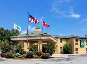 Quality Inn Clinton - Knoxville North