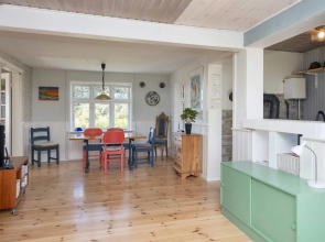 6 Person Holiday Home in Ebeltoft