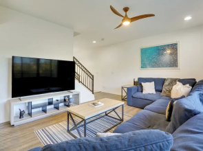 Rooftop Skyline Views! Family-friendly Phoenix Gem