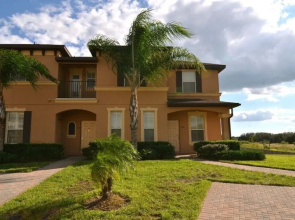 3500cal Stunning Town Home In Regal Plams