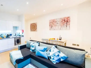 St Albans Train Stati-high Street-business-leisure