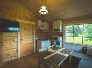 Arina Cottages