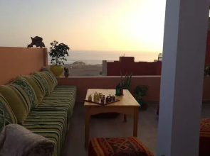 Atlantic Vibes Surf Hostel