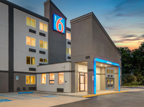 Motel 6 York, PA - North