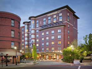 Courtyard by Marriott Boston Brookline